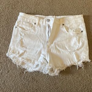 White high rise shorts